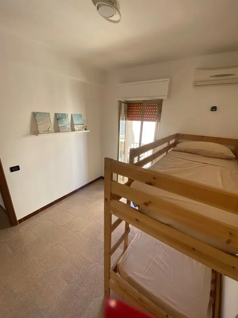 Camera con Letto a Castello — dettaglio